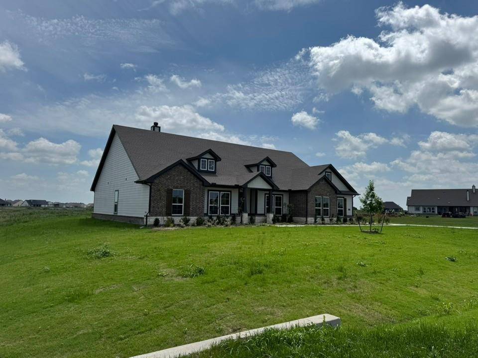 2316 Quartz Street, Krum, TX 76249