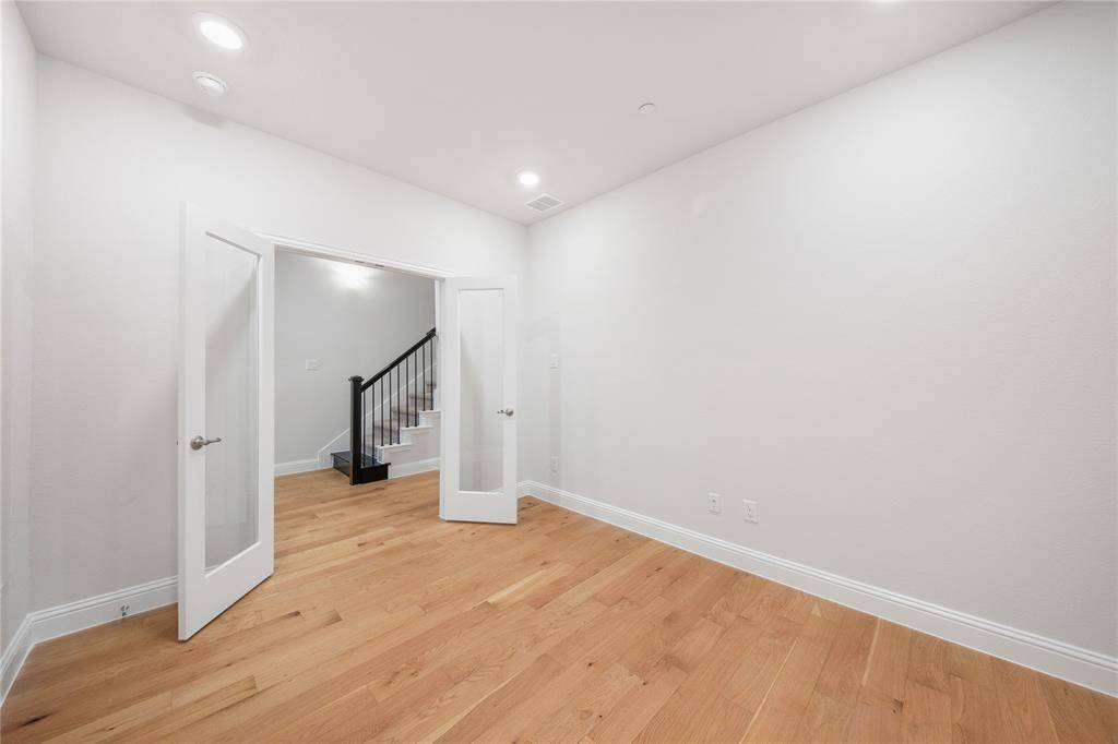 7854 Bayside Drive, Rowlett, TX 75088