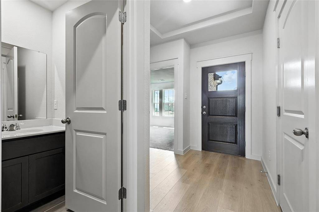 129 John Laurens Drive, Venus, TX 76084