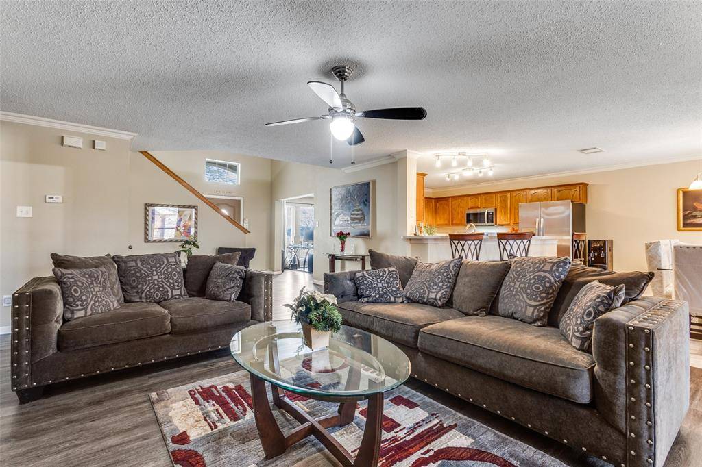 8009 Trophy Court, Rowlett, TX 75089