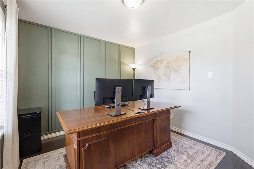 5908 Brookside Drive, Denton, TX 76226