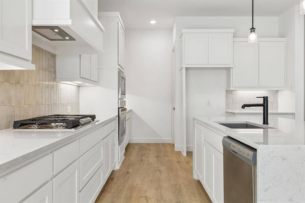 15852 Amber Street, Frisco, TX 75033