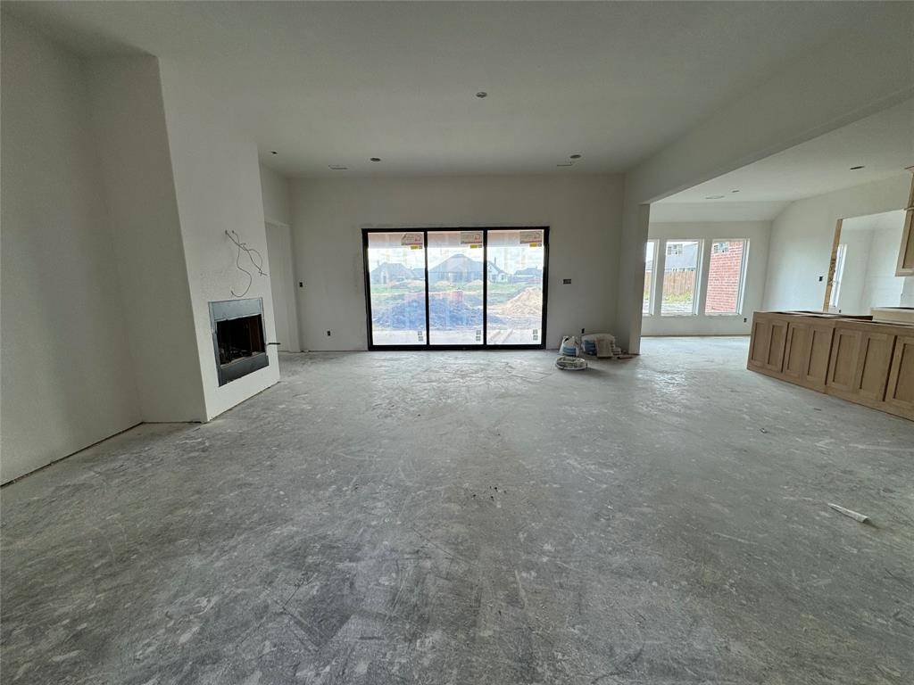 105 Prairie Wolf, Godley, TX 76044