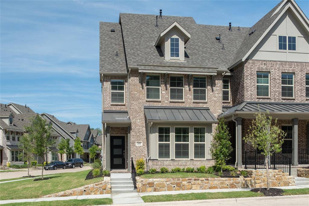 2101 Naples Drive, Rowlett, TX 75088