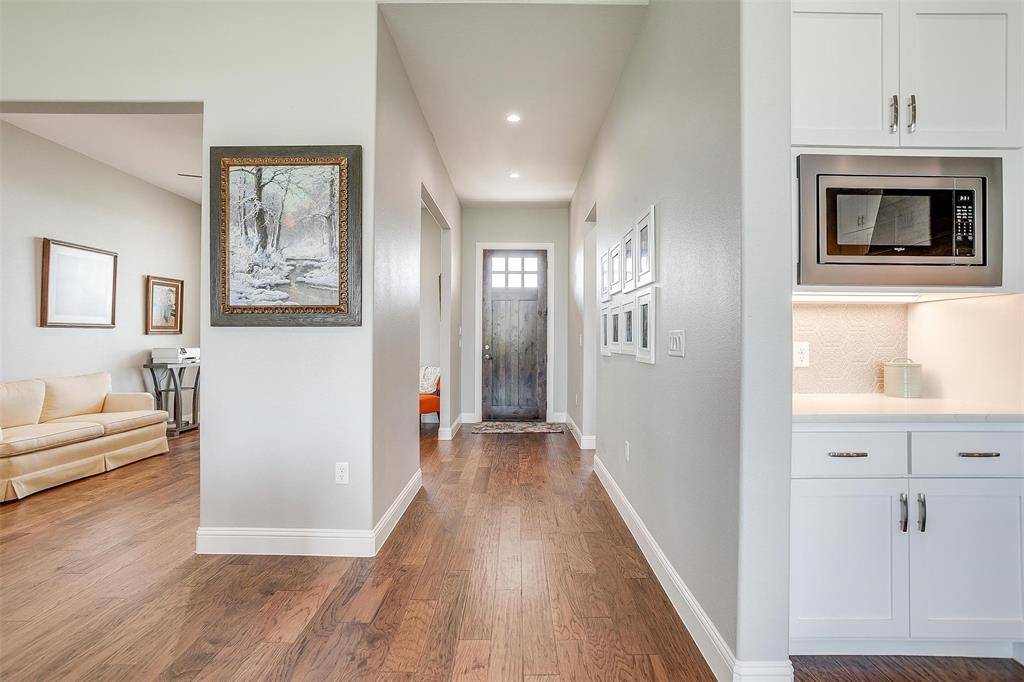 7730 Barber Ranch Road, Fort Worth, TX 76126