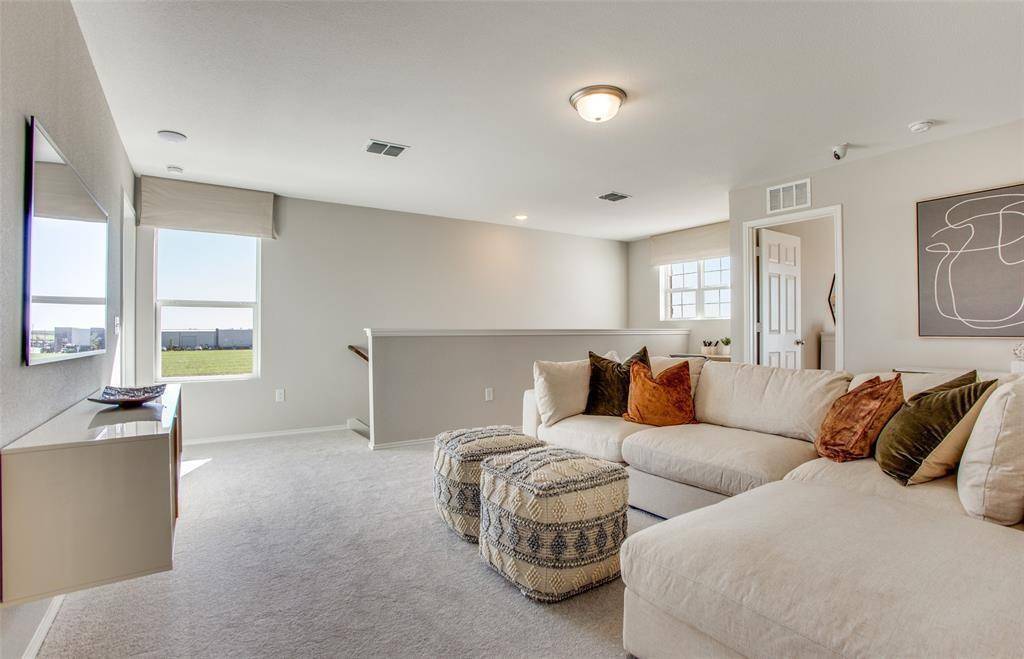 313 Hopson Street, Van Alstyne, TX 75495