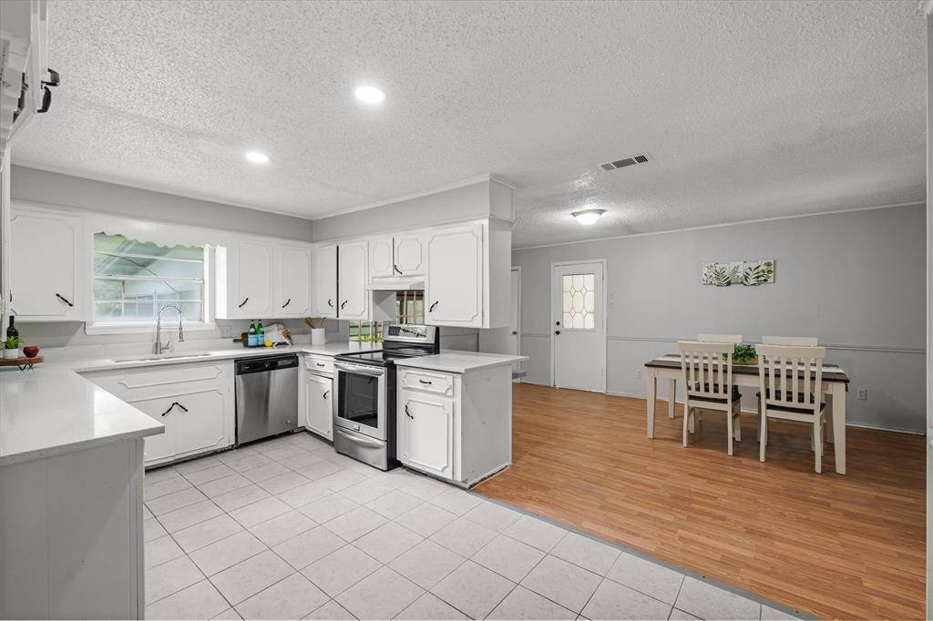 661 Sides Circle, Canton, TX 75103