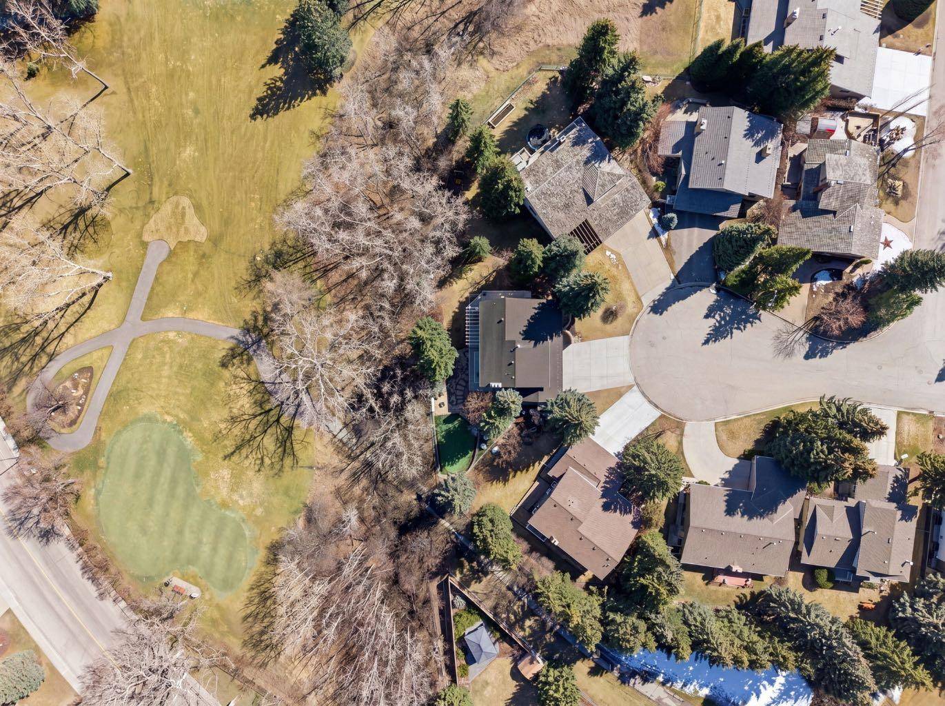 316 Varsity Estates Mews NW, Calgary, AB T3B 4V1