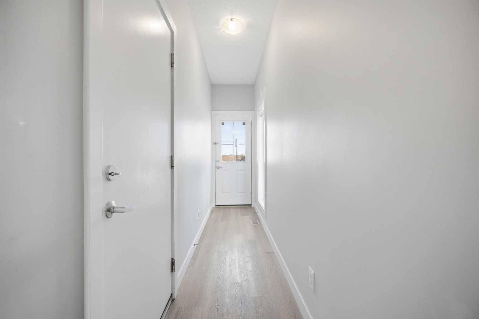 1405 Sage Hill GRV NW, Calgary, AB T3R 2A1