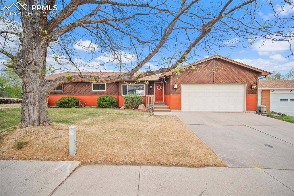 1453 E Friendship LN, Colorado Springs, CO 80904