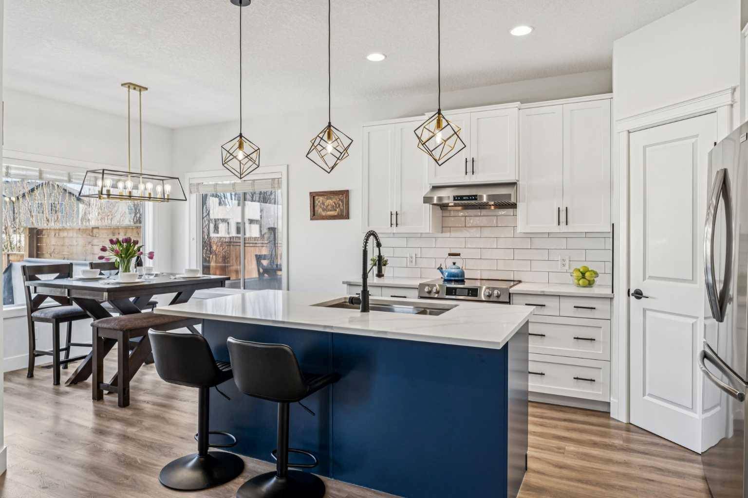 54 Elgin Meadows GN SE, Calgary, AB T2Z 0L9