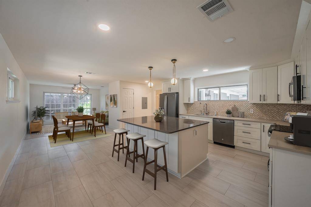 3031 Woodwind Lane, Dallas, TX 75229