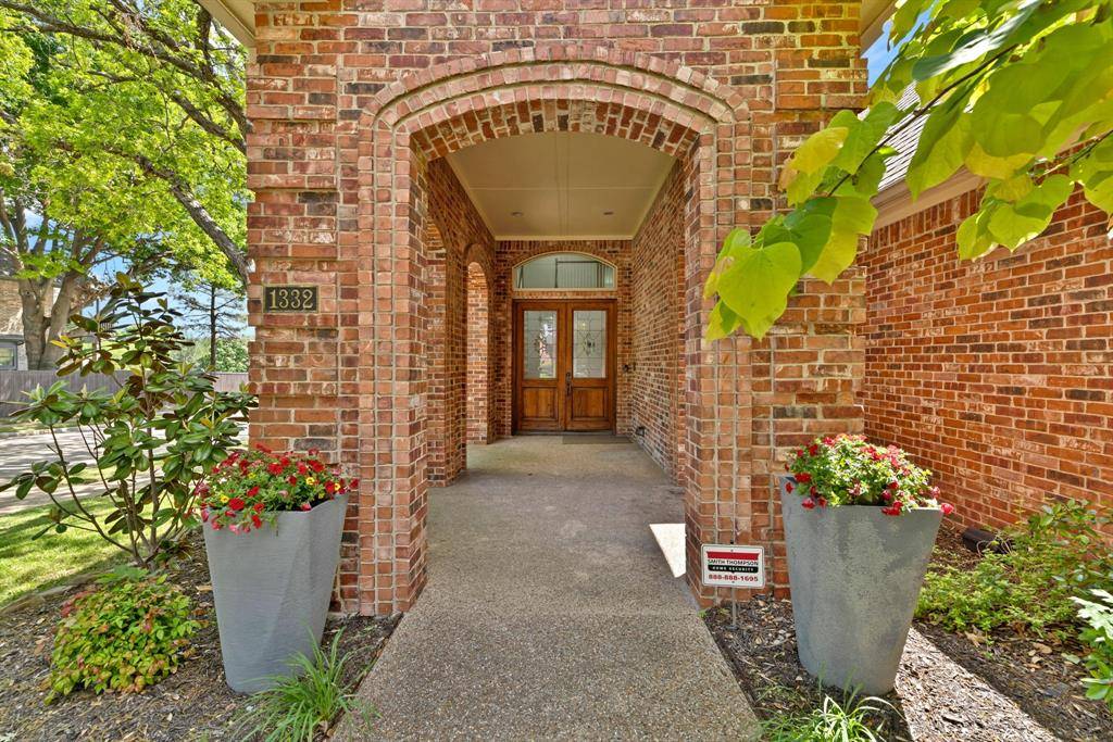 1332 Lakewood Drive, Mckinney, TX 75072