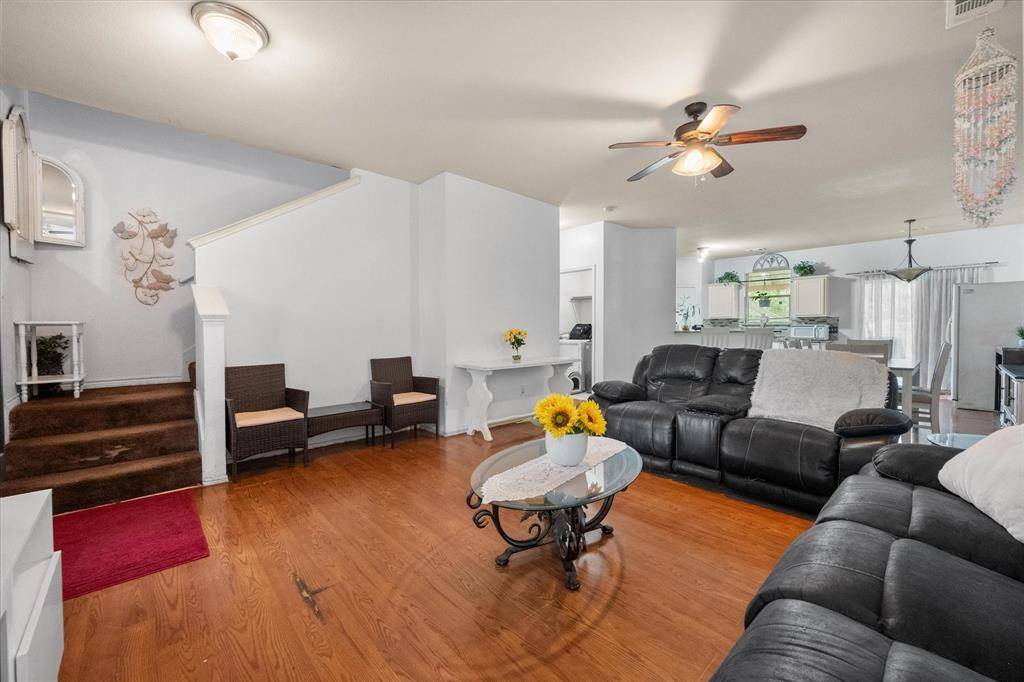 3005 Ronay Drive, Forest Hill, TX 76140