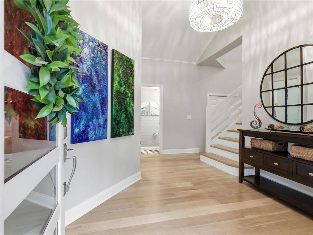 11761 Oakwood Lane, Fort Worth, TX 76179