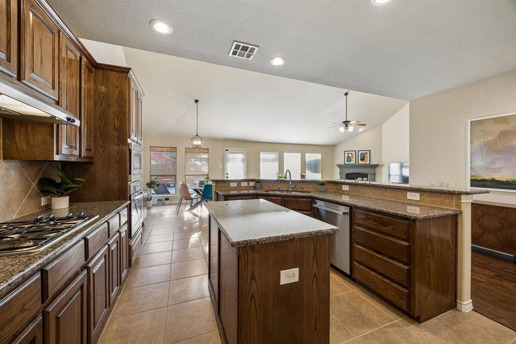 1500 Pillar Bluff Way, Mckinney, TX 75072