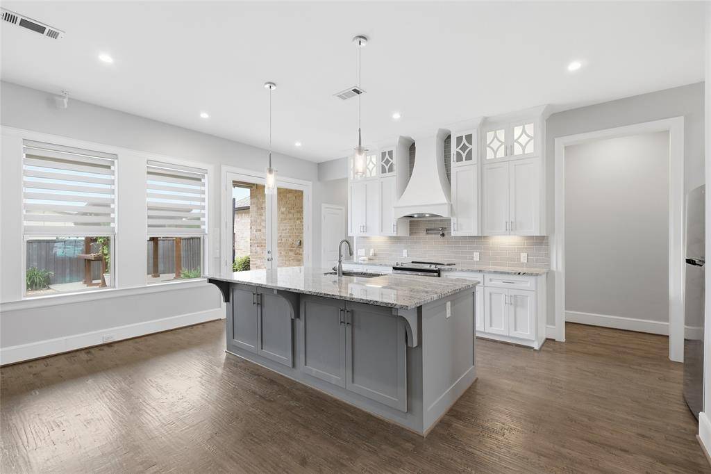 9204 Willard Street, Rowlett, TX 75088