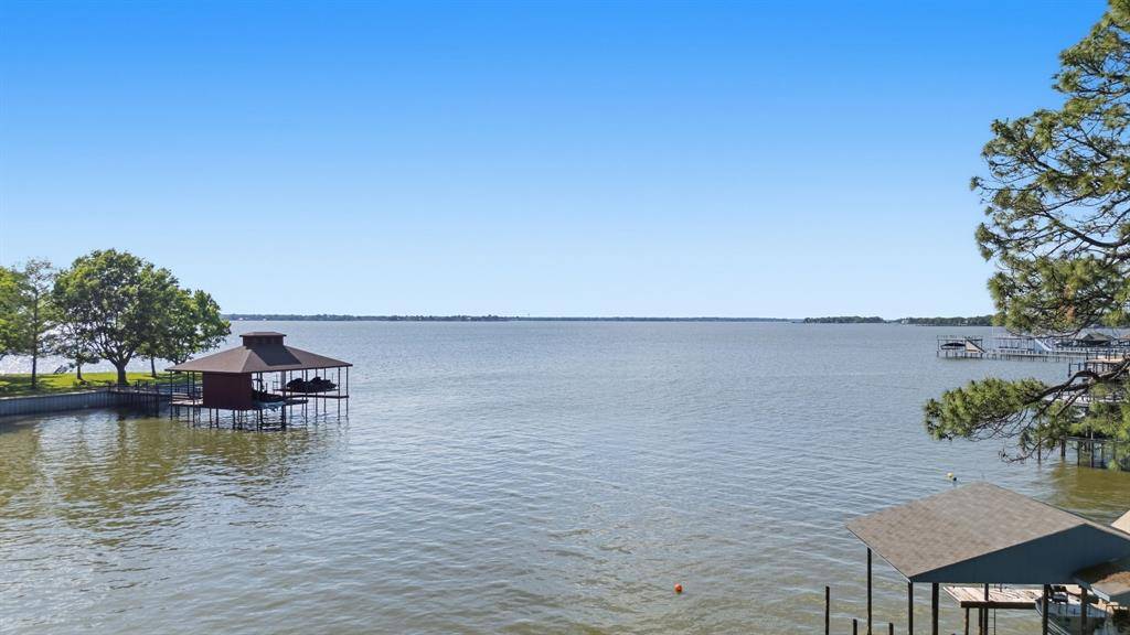 114 Trails End Street, Mabank, TX 75156