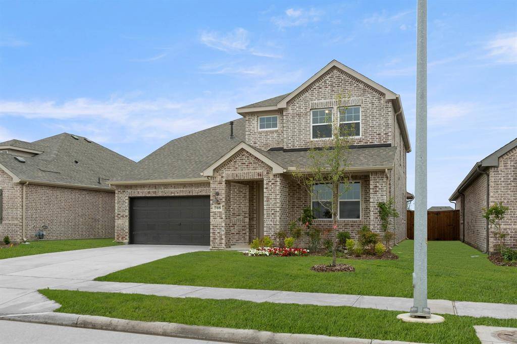 708 Tyronza Drive, Justin, TX 76247