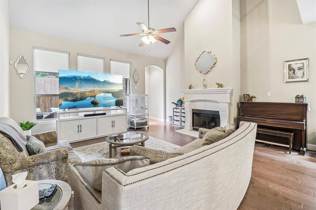 7104 Chelsea Drive, North Richland Hills, TX 76180