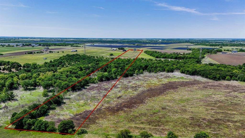 505 Farmer Road, Ennis, TX 75119