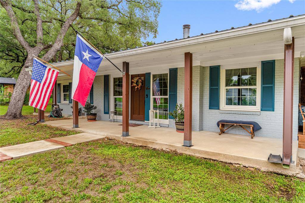 2200 Gregory Lane, Waco, TX 76708