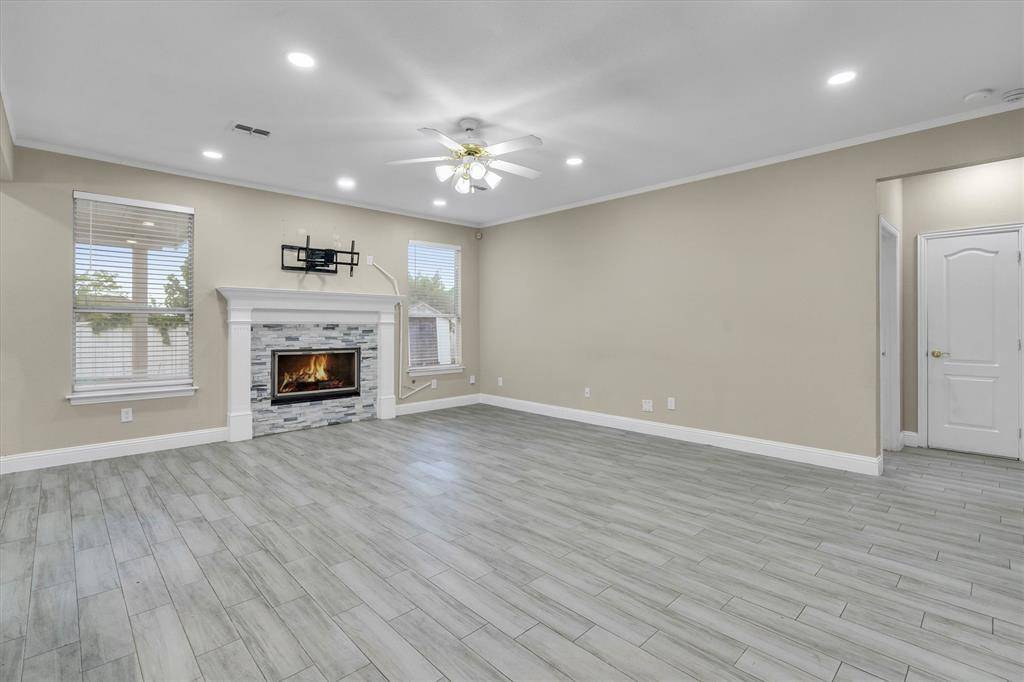 233 Keswick Lane, Mesquite, TX 75150