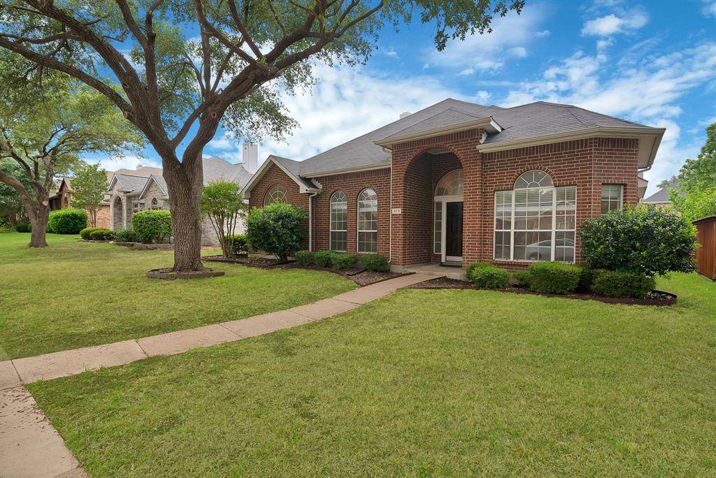 813 Yosemite Trail, Mesquite, TX 75149