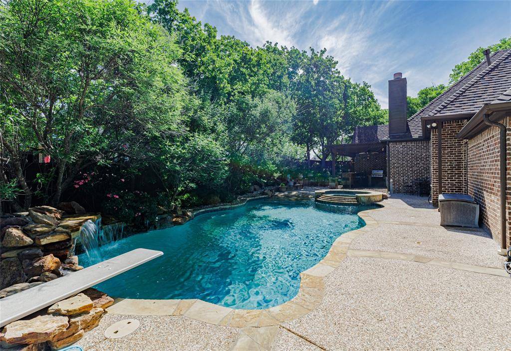 1417 Briar Crossing Drive, Decatur, TX 76234