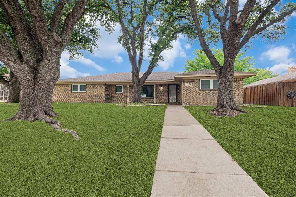 1051 College Parkway, Lewisville, TX 75077