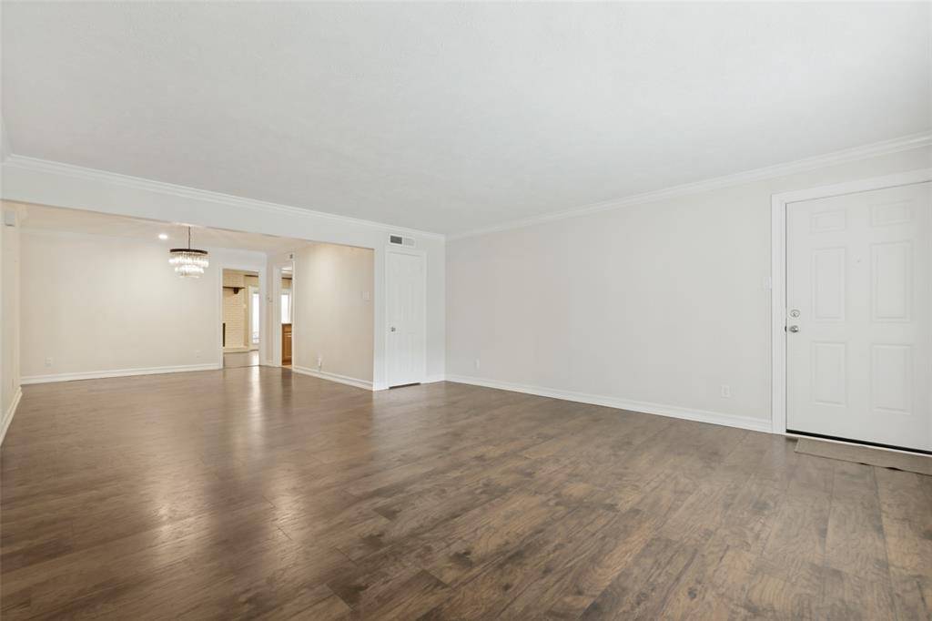 4820 Amesbury Drive #E130, Dallas, TX 75206