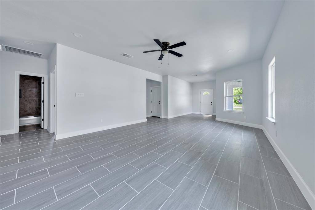 305 Pemberton Street, White Settlement, TX 76108