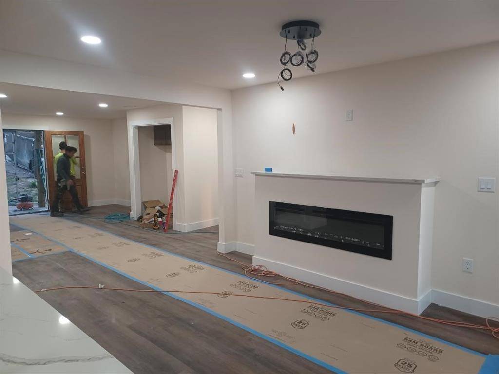 160 Oak Hills, Mabank, TX 75156