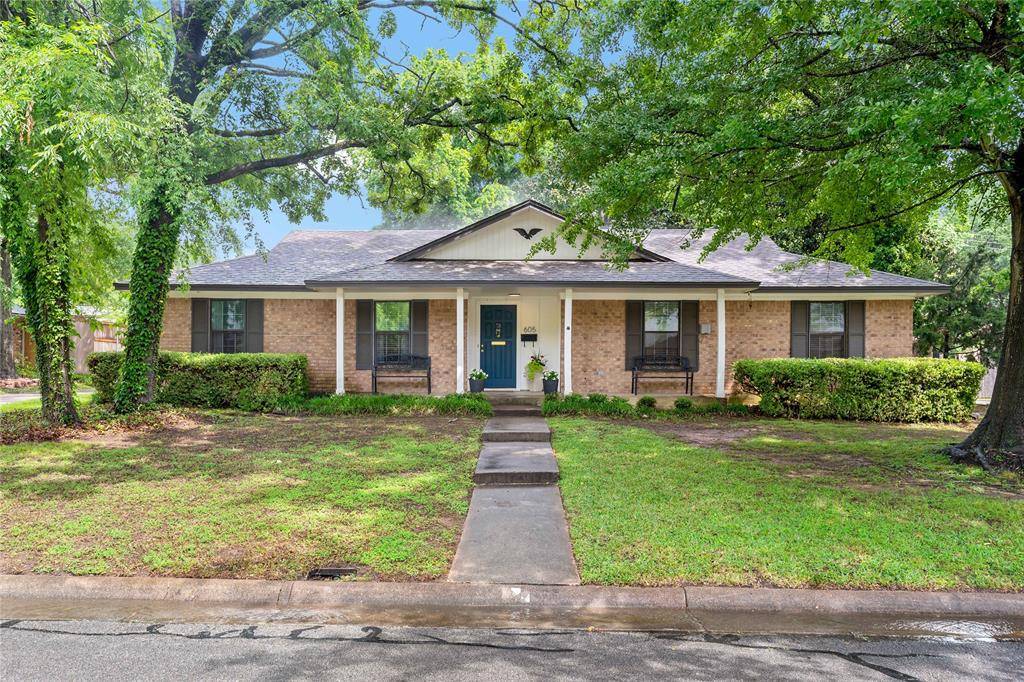 605 SE 32nd Street, Paris, TX 75460