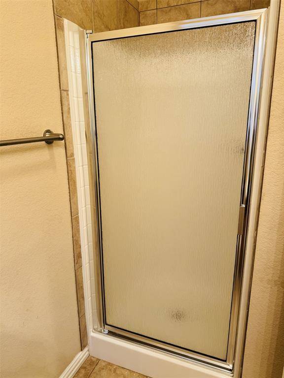 1627 Summer Hill Court, Granbury, TX 76049