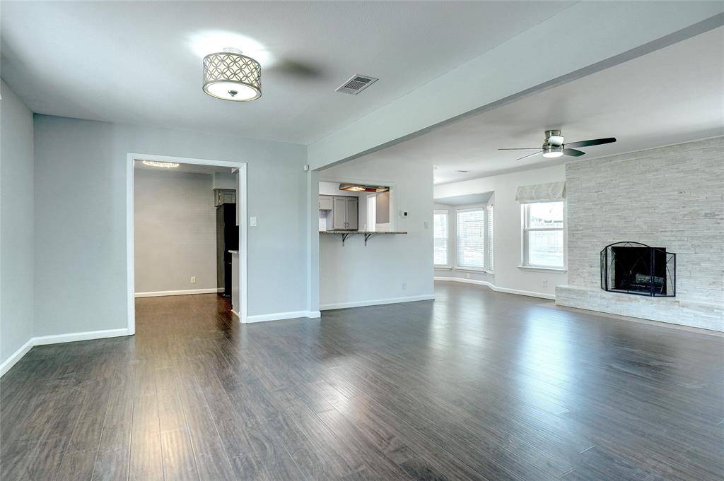 1104 Shady Pine Court, Bedford, TX 76021