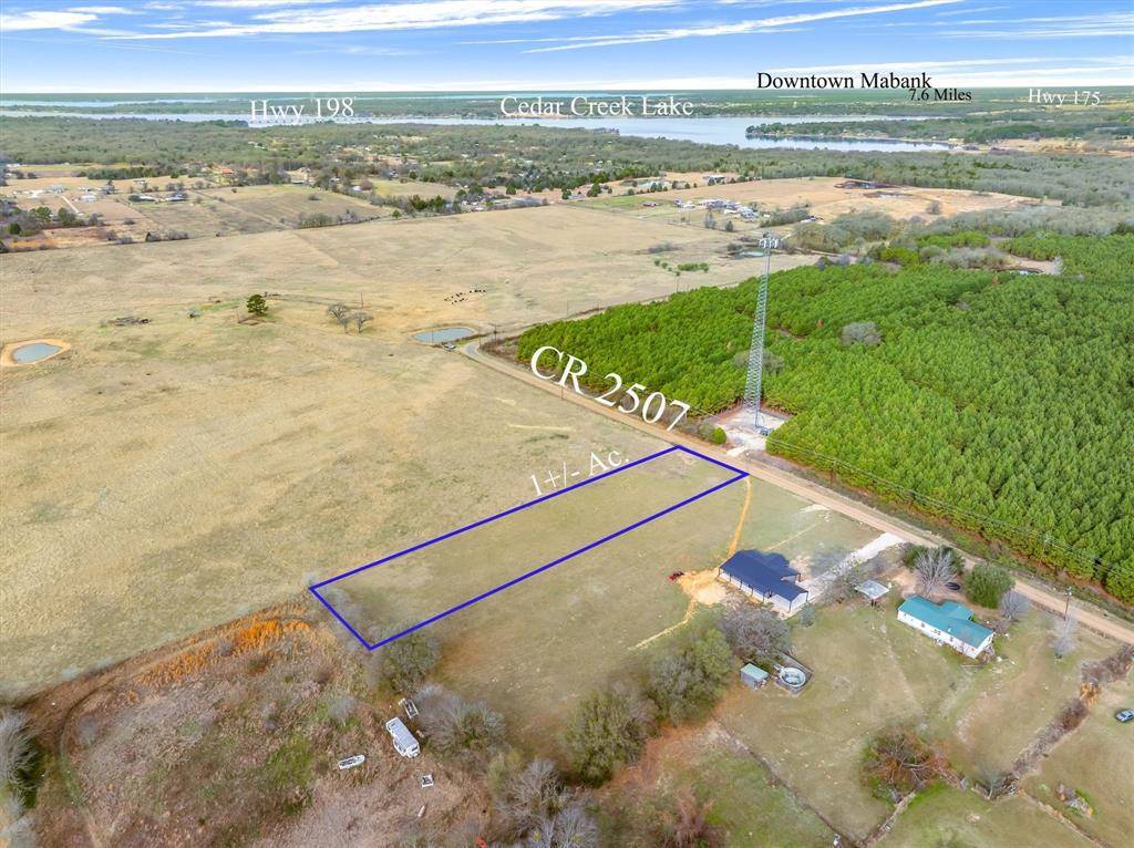17555 County Road 2507, Eustace, TX 75124