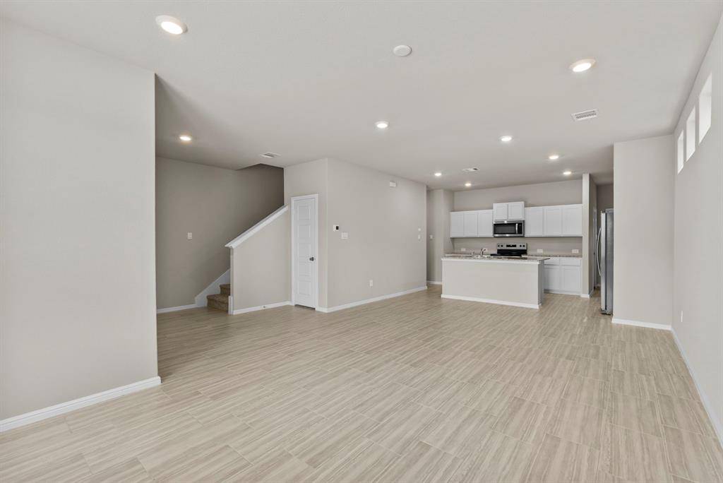 3053 Pecan Farm Lane, Fort Worth, TX 76140