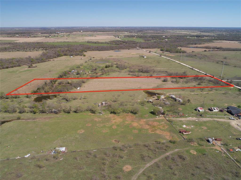 Lot 4 NW County Road 2170, Barry, TX 75102