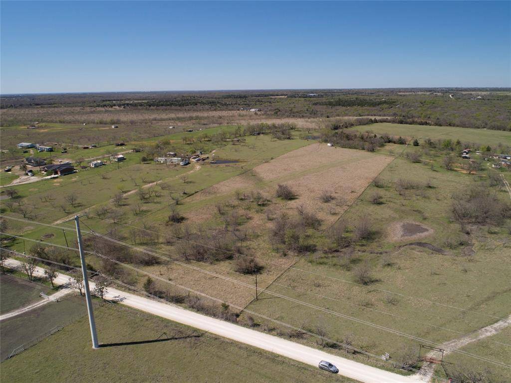 Lot 4 NW County Road 2170, Barry, TX 75102