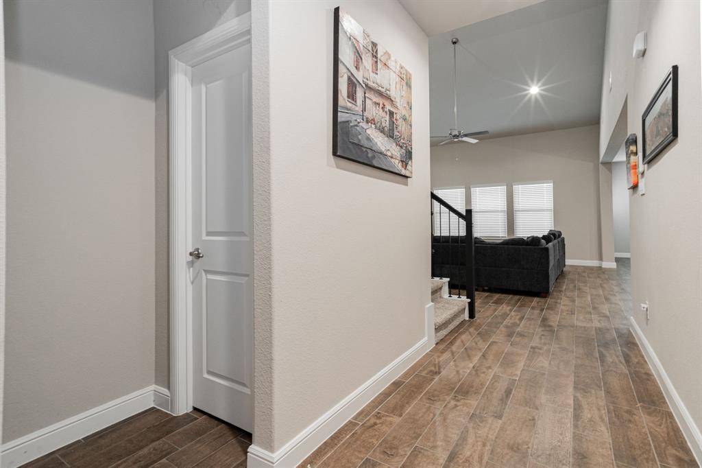 1229 Windsong Drive, Cedar Hill, TX 75104