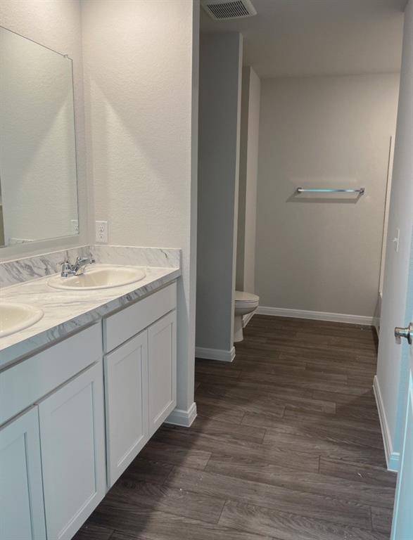 832 Bluffview Drive, Cleburne, TX 76031