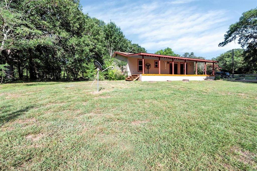 120 Trails End Street, Mabank, TX 75156