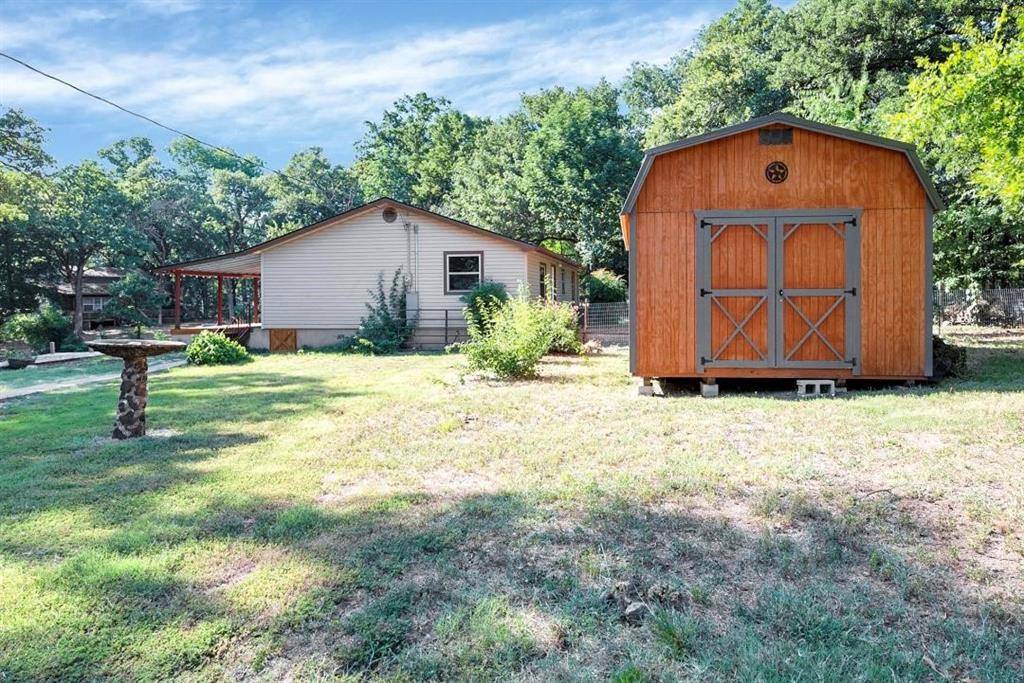 120 Trails End Street, Mabank, TX 75156