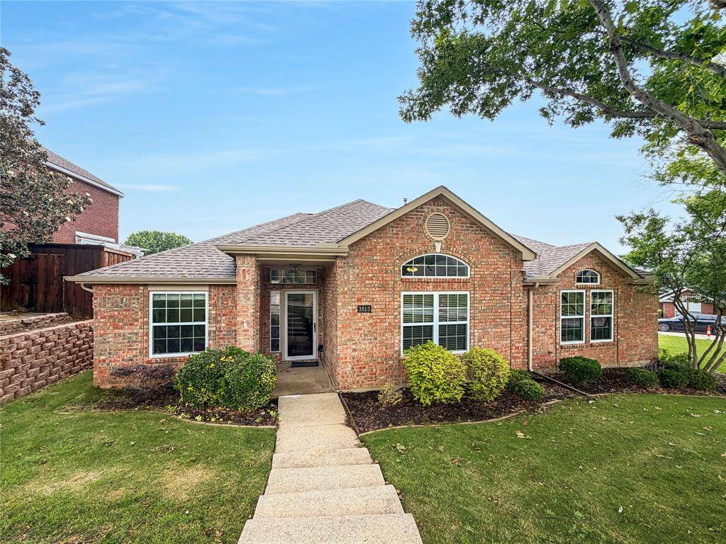 3813 Cromwell Drive, Carrollton, TX 75007