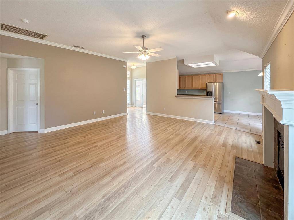 3813 Cromwell Drive, Carrollton, TX 75007