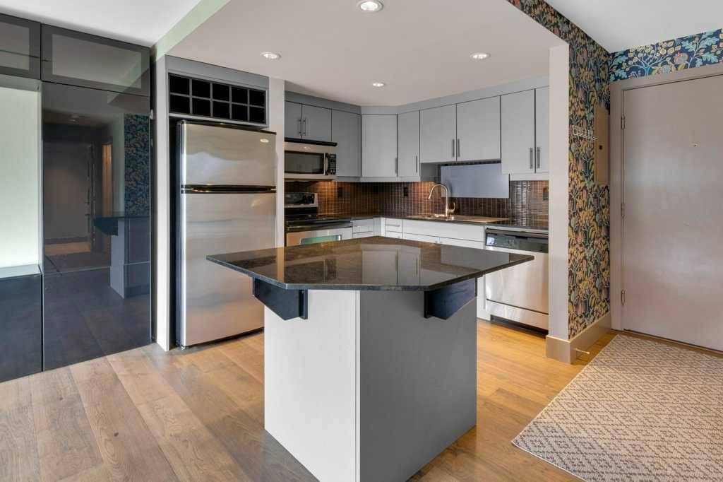 410 1 AVE NE #201, Calgary, AB T2E 0B4