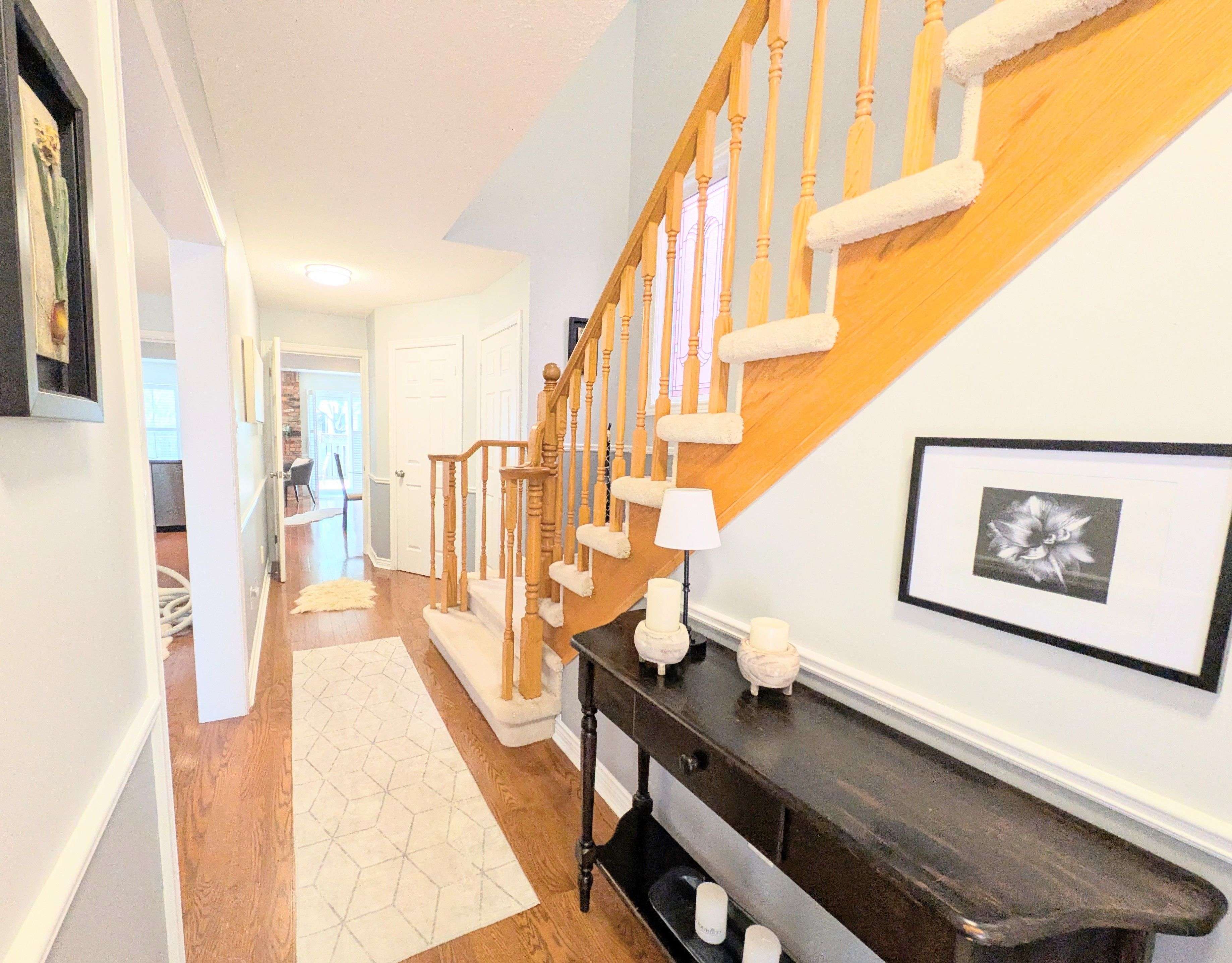 2096 Blacksmith LN, Oakville, ON L6M 3A3