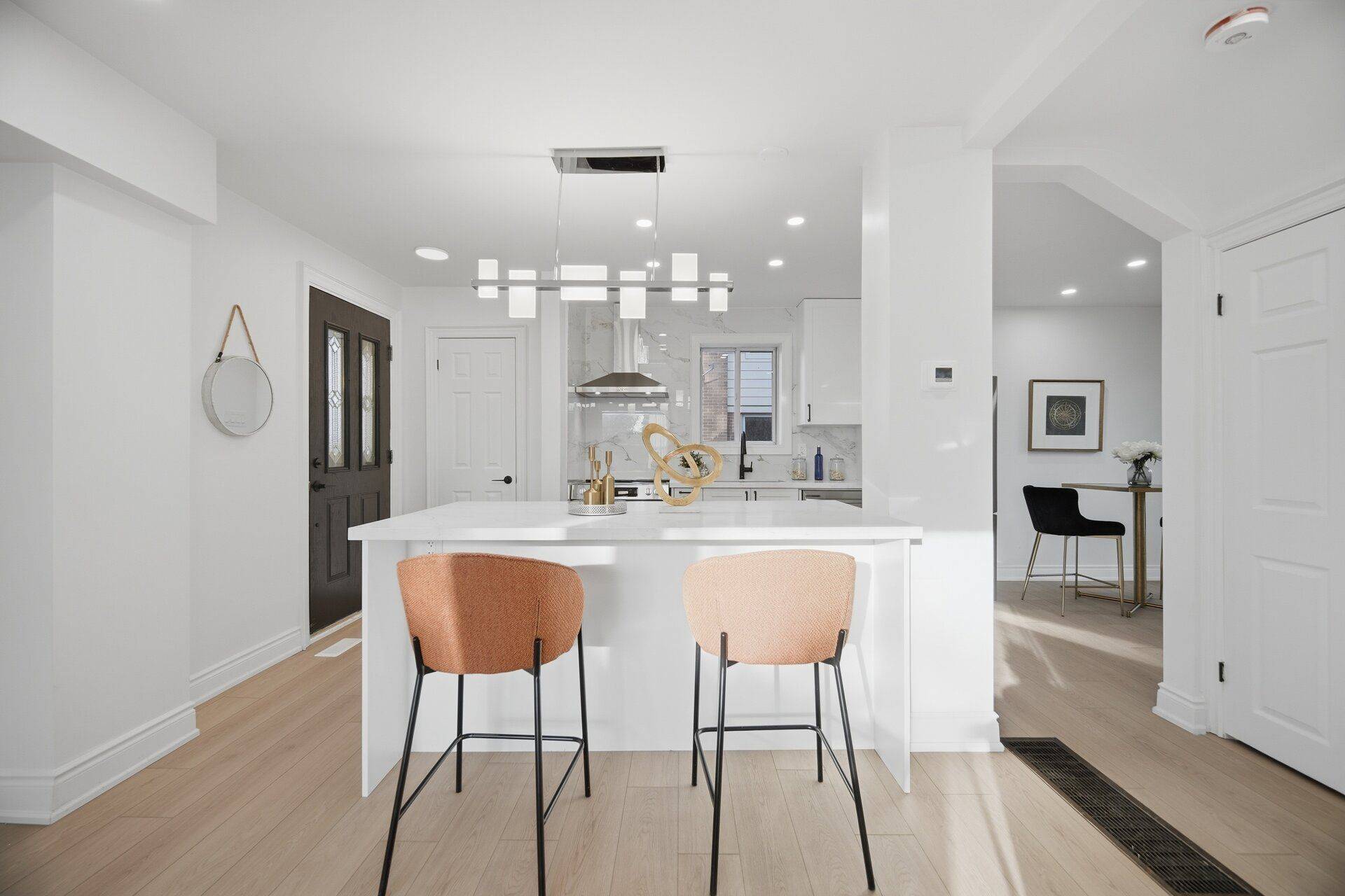 29 Genthorn AVE, Toronto W10, ON M9W 2S8