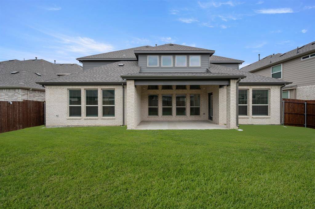 6729 Rosby Avenue, Fort Worth, TX 76123